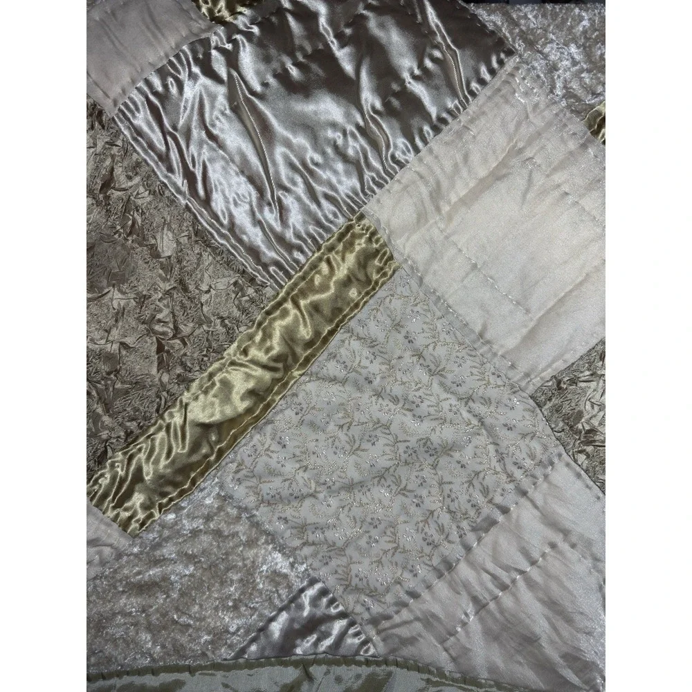 Vtg Patchwork Throw Blanket Metallic Sateen‎ Quilted Velvet Floral